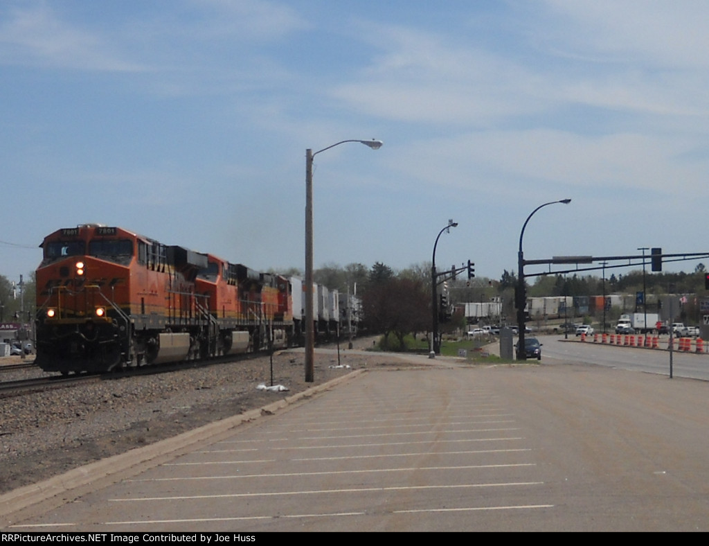 BNSF 7801 West